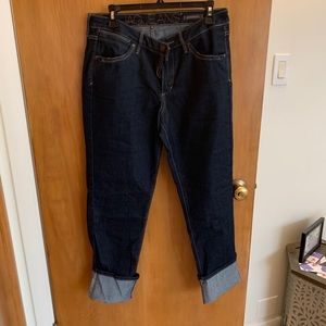Straight leg jag jeans worn once.